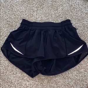 Lululemon hotty hot 2.5